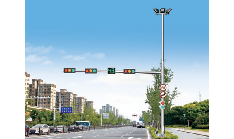 道路的路燈使用綜合桿優(yōu)勢(shì)有哪些？